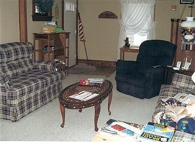 1st image of 1607 Wyandotte Ave
