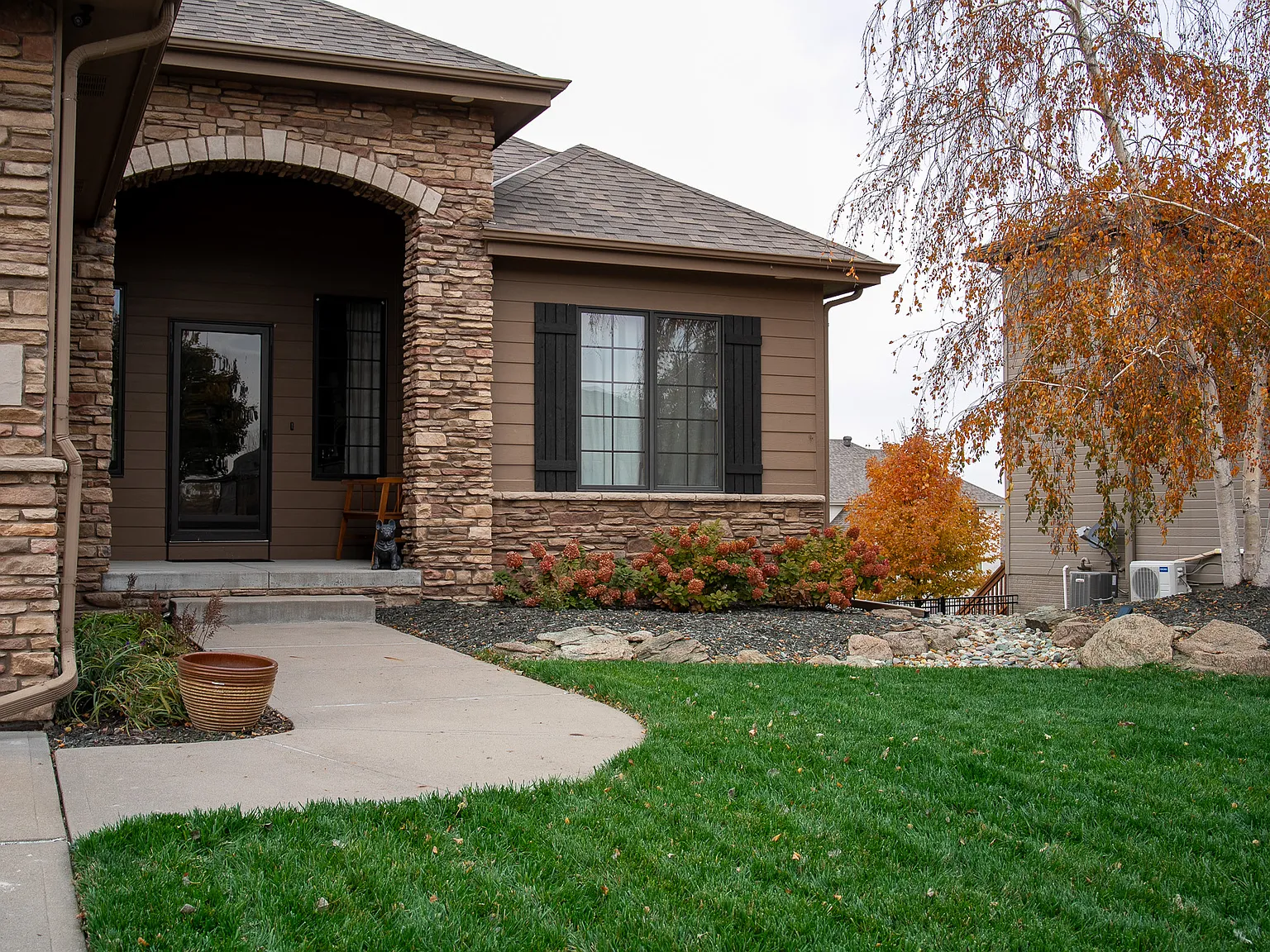 S 79th St, Papillion — Photo 2