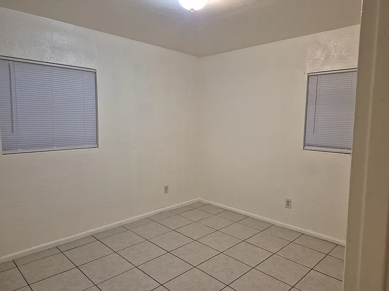 2810 E Norton Vis — Photo 20