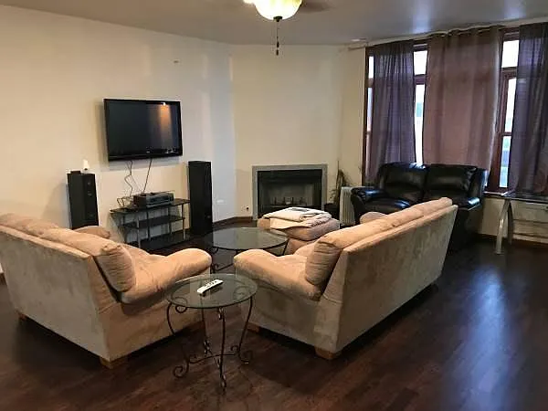 464 N Ashland Ave #2D — Photo 12
