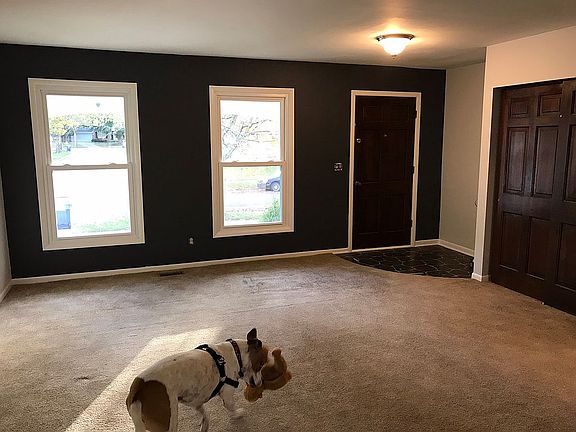 4th image of 2301 Briar Hills Dr NE