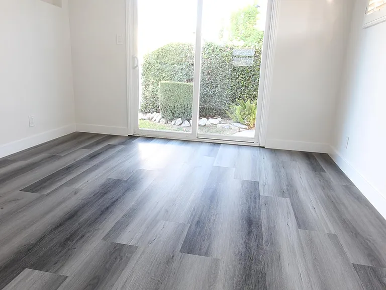 8028 Paso Robles Ave — Photo 17