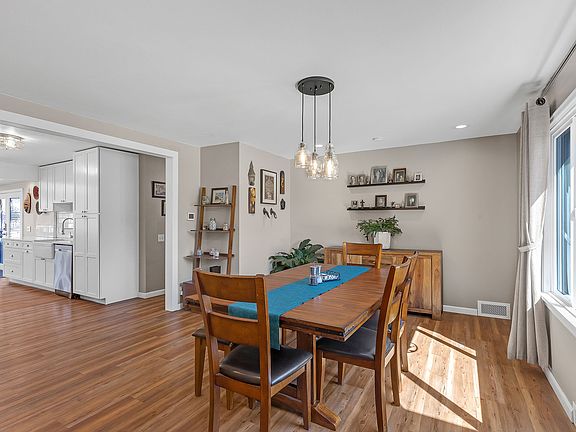 5th image of 616 E Sussex Ave