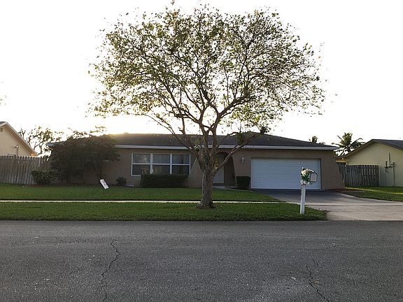 2nd image of 5115 SW 87th Ave