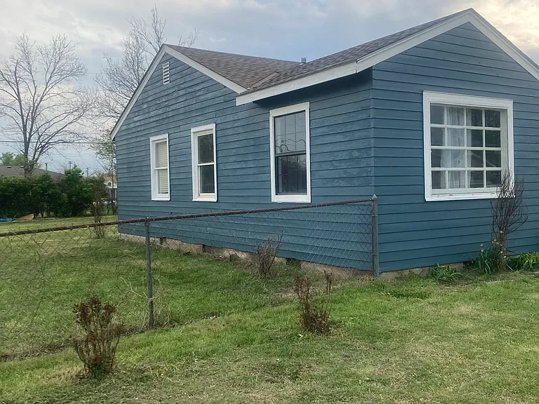 1401 Hite Blvd — Photo 2