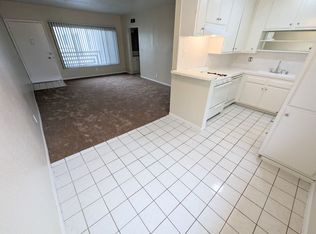 8455 Lindley Ave #306, Northridge, CA 91325