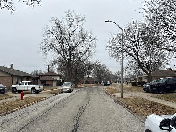 4th image of 16932 Kimbark Ave