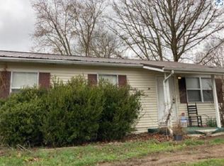 24 Eldorado Cir, Hurricane, WV 25526