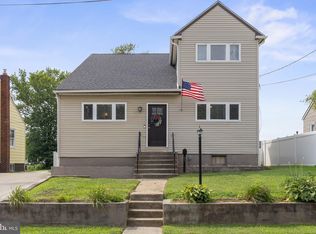 51 Remington Ave, Mount Ephraim, NJ 08059