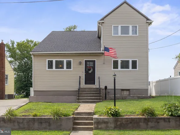 51 Remington Ave, Mount Ephraim, NJ 08059