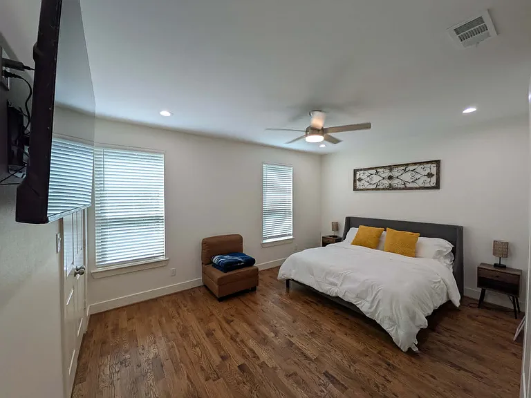 170 Sierra Madre St — Photo 6