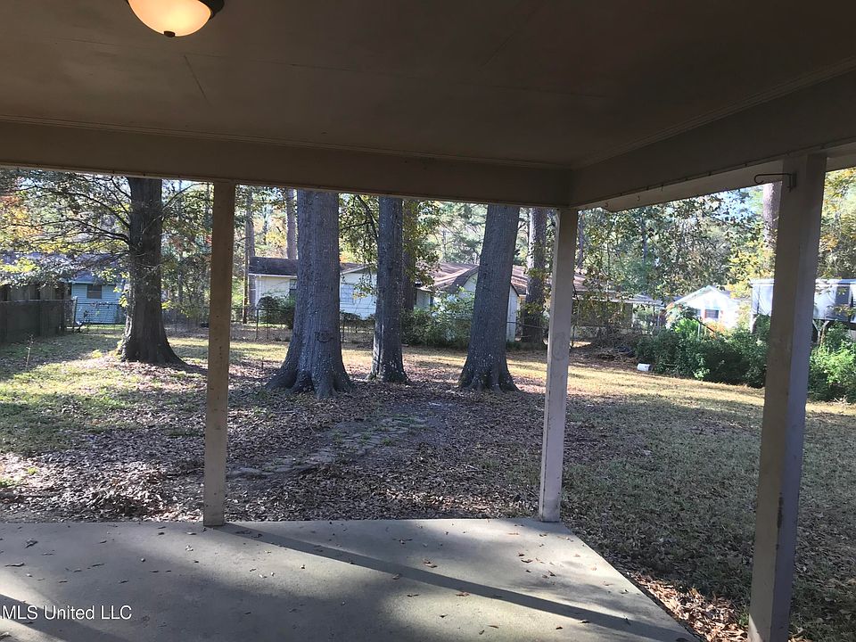 3139 Charleston Dr, Jackson, MS 39212 MLS 4014503 Zillow