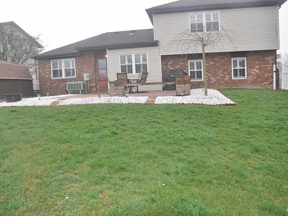 5th image of 1133 Rosewood Dr