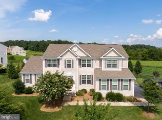 17924 N Shore Dr, Purcellville, VA 20132