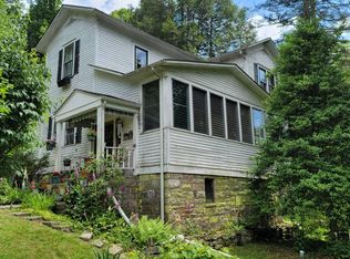 52 Garvey Manor Ln, Winona, WV 25942