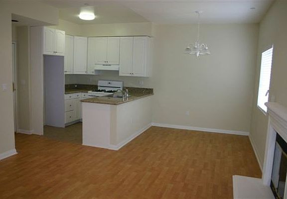 2nd image of 22651 Del Valle St APT 7