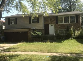 1608 215th Pl, Sauk Village, IL 60411