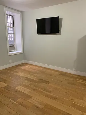 Rented by Heritage Realty LLC | media 10