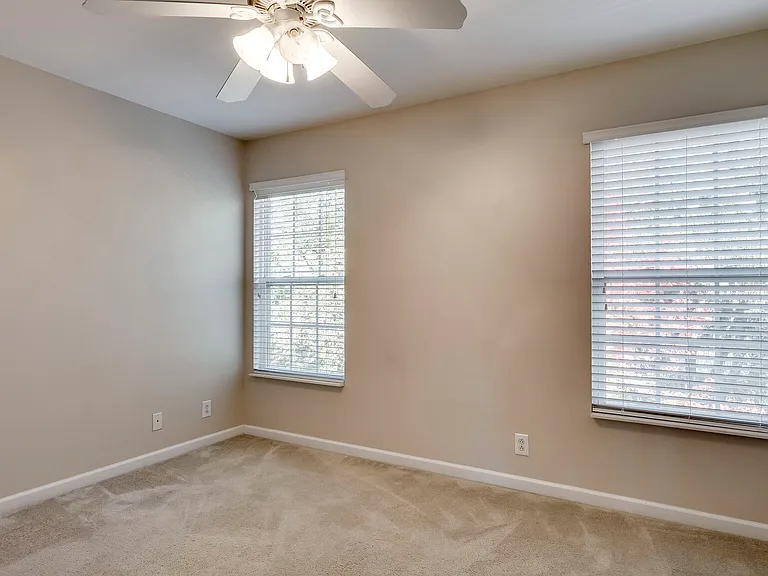 1812 Apple Ridge Cir — Photo 26