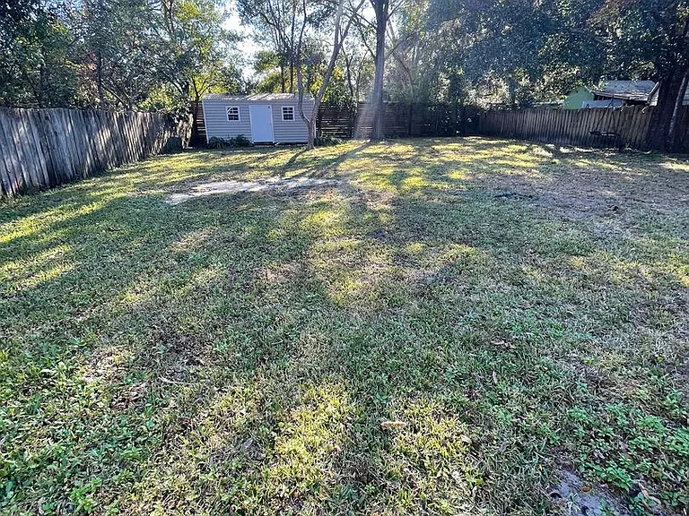 1240 Glen Laura Rd — Photo 14