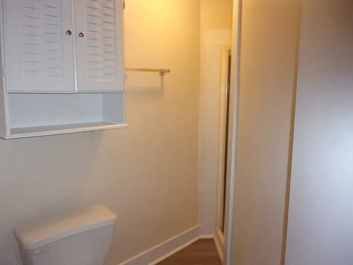 401 Charlotte Ave #D — Photo 8