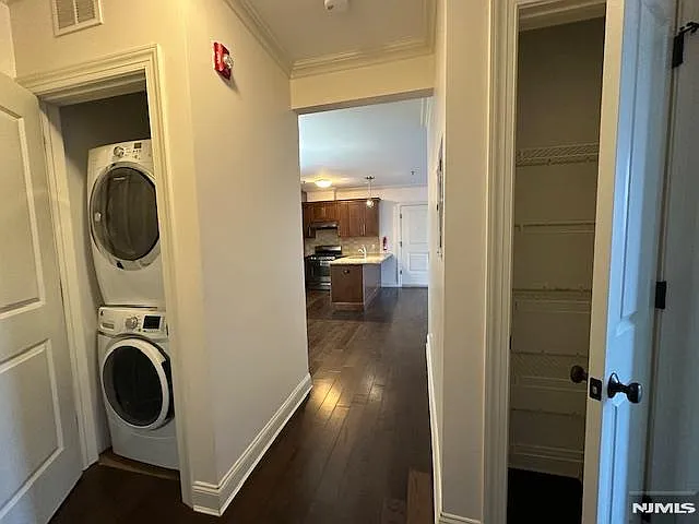255 Laird Ave #6 — Photo 19