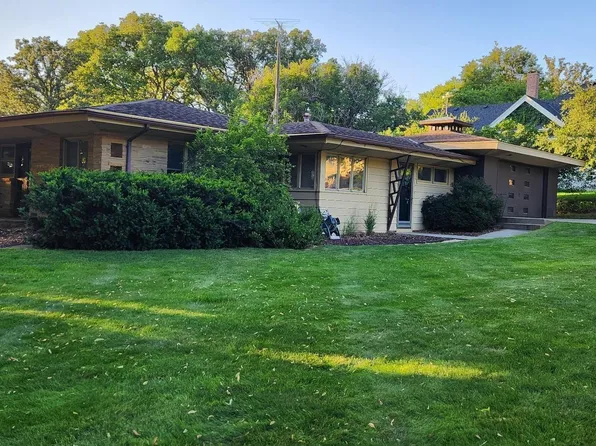 1008 Avenue G, Wisner, NE 68791