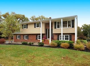 39 Steven Ave, Branchburg, NJ 08876