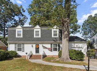 704 Prescott Cir, Newport News, VA 23602