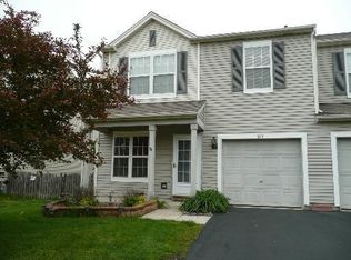 219 Charleston Ave, Romeoville, IL 60446