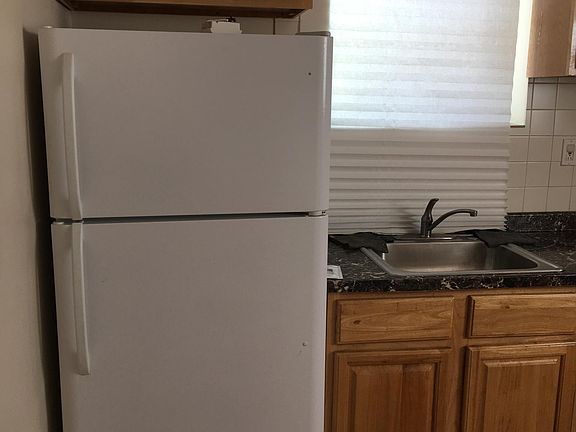 2nd image of 4915 Beach 49 St
