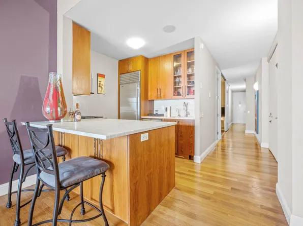 88 Greenwich Street image 7 of 15