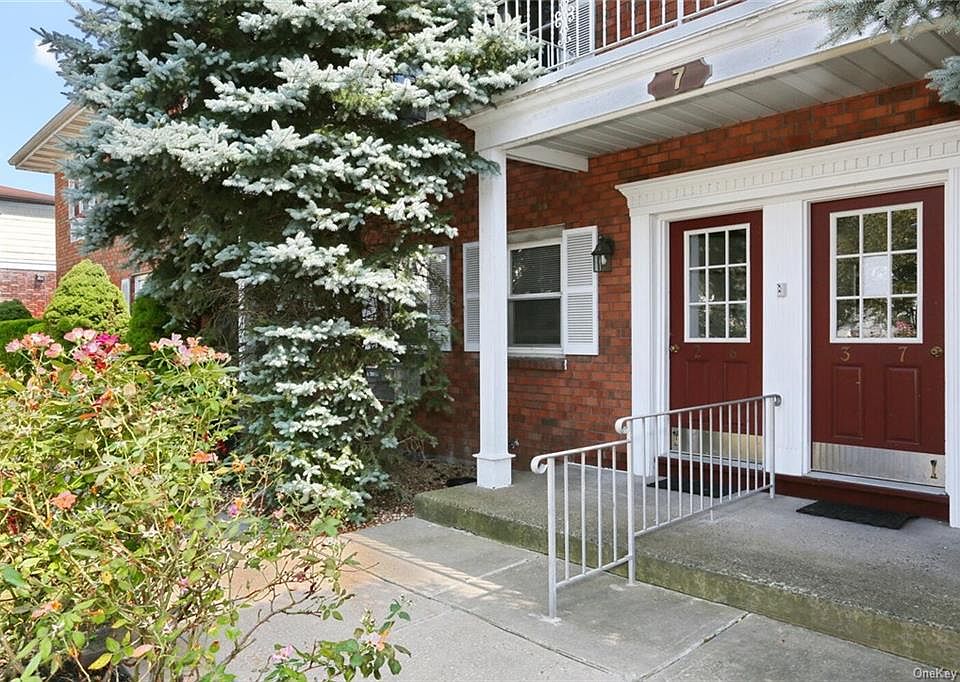 7 Normandy Village UNIT 2, Nanuet, NY 10954 Zillow