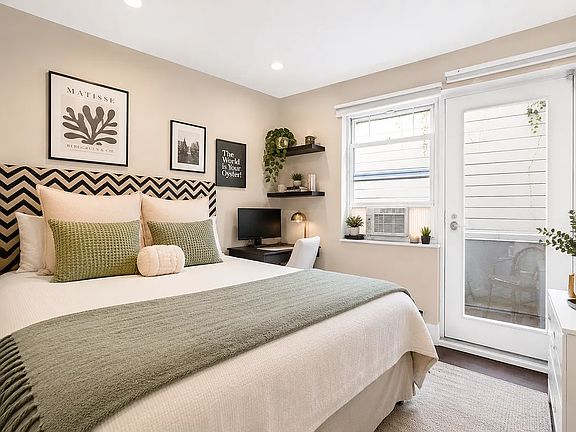 5th image of 423 West St #1L