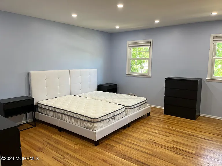 106 Pear St — Photo 15