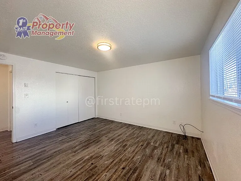 64 S 2nd St #5 — Photo 15