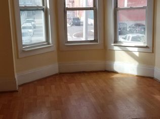 17 Pond St APT 2, Worcester, MA 01604