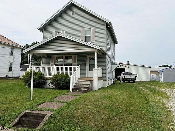 2nd image of 203 Bridge St