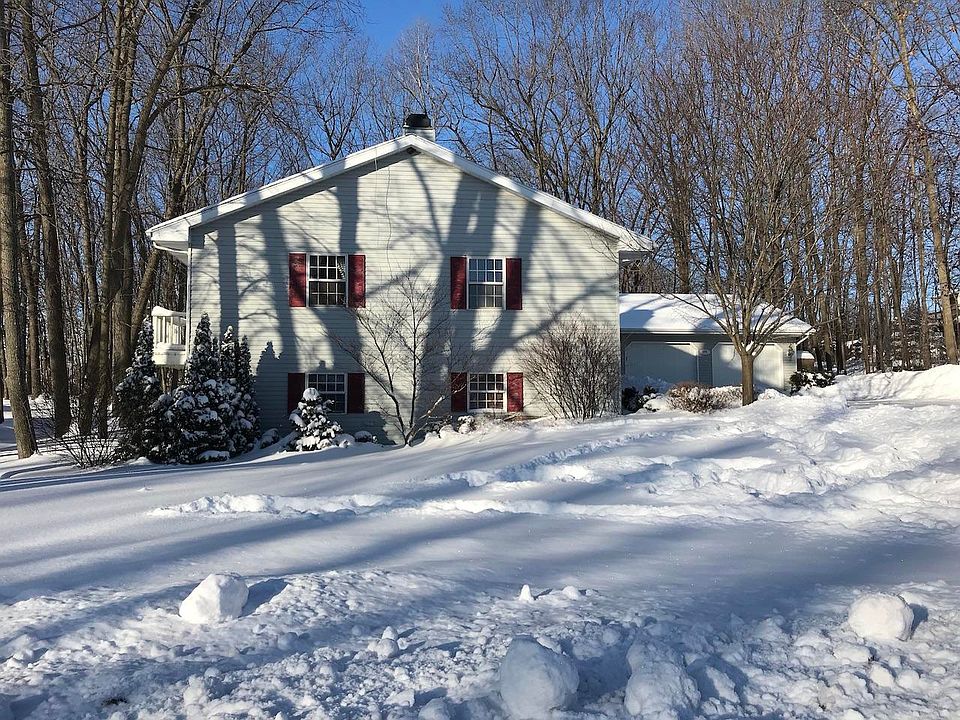 2nd image of 455 Westwood Dr