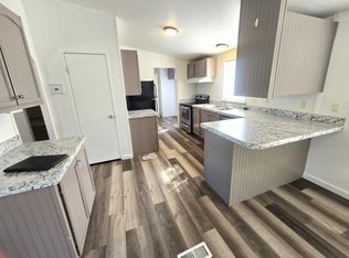 13648 S 2990 W, Riverton, UT 84065