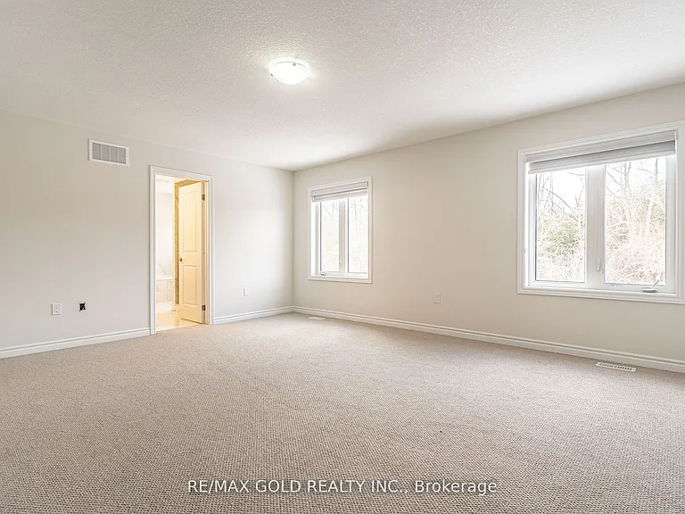 33 Gilham Way — Photo 31