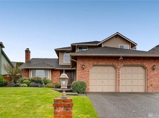 12463 NE 164th St, Woodinville, WA 98072