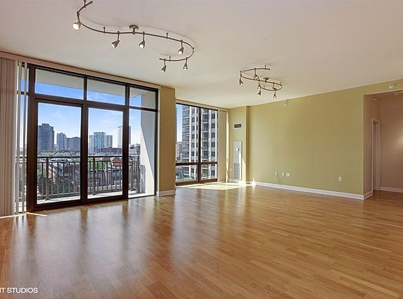 4th image of 233 E 13th St APT 707