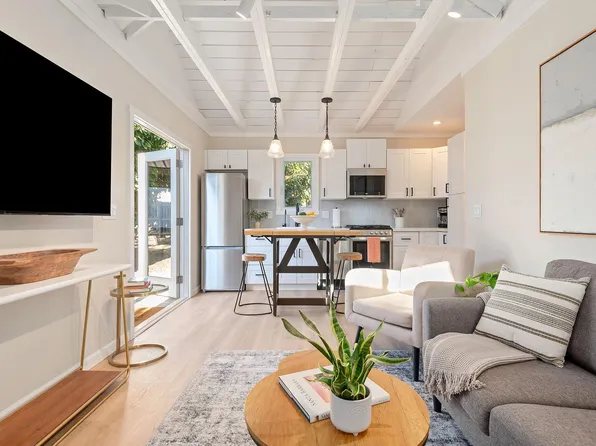 102 N Soledad St #B, Santa Barbara, CA 93103
