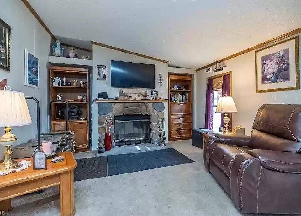 118 Catawba Ct, Elyria, OH 44035 Zillow