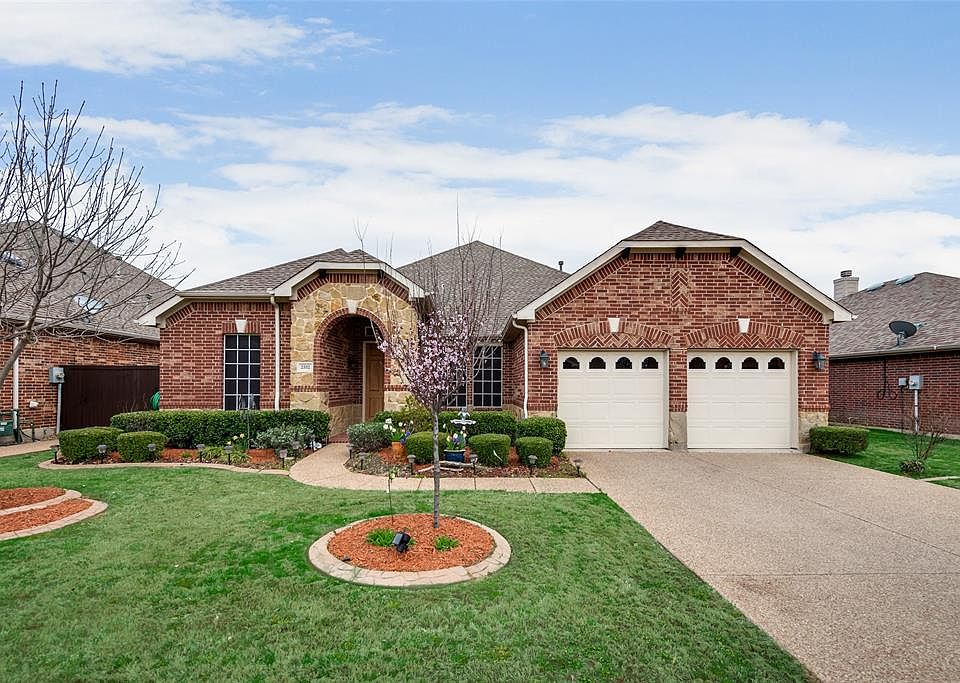 1st image of 2552 Saddlehorn Dr