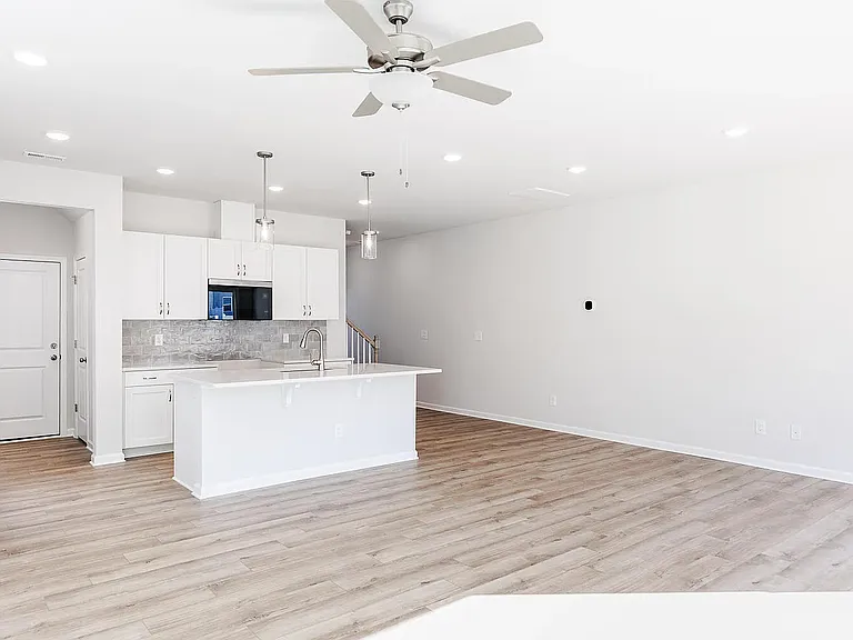187 Pinkie Ln — Photo 6