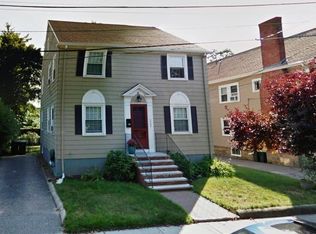 7 Hilltop Rd #A, Watertown, MA 02472