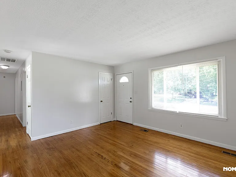 5422 Wichita Dr — Photo 9