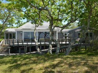 471 Lighthouse Rd, Aquinnah, MA 02535